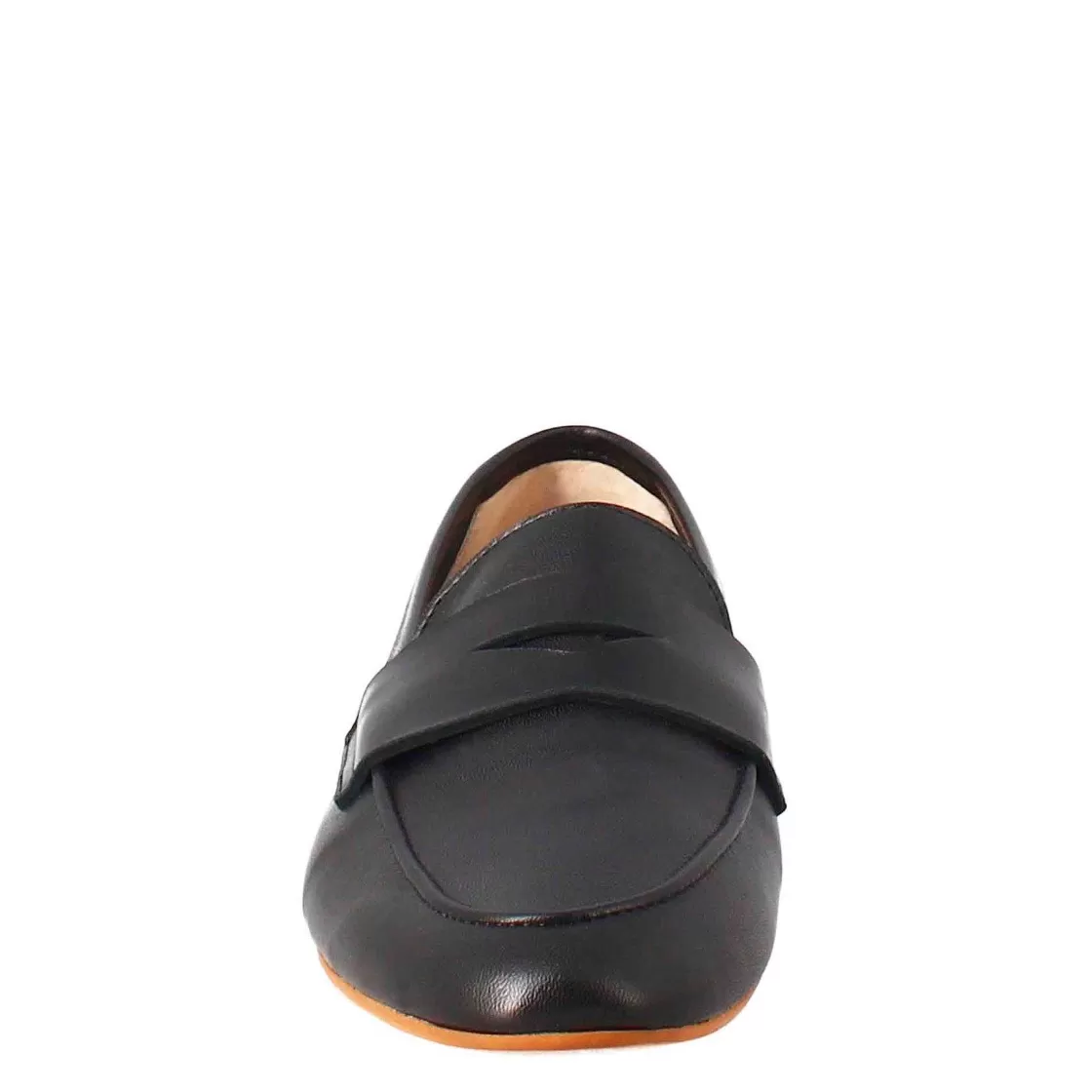 Leonardo Flexible Moccasin For Women In Black Leather And Rubber Sole Clearance